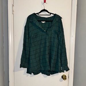 Ava & Viv Green Plaid Button Down Shirt